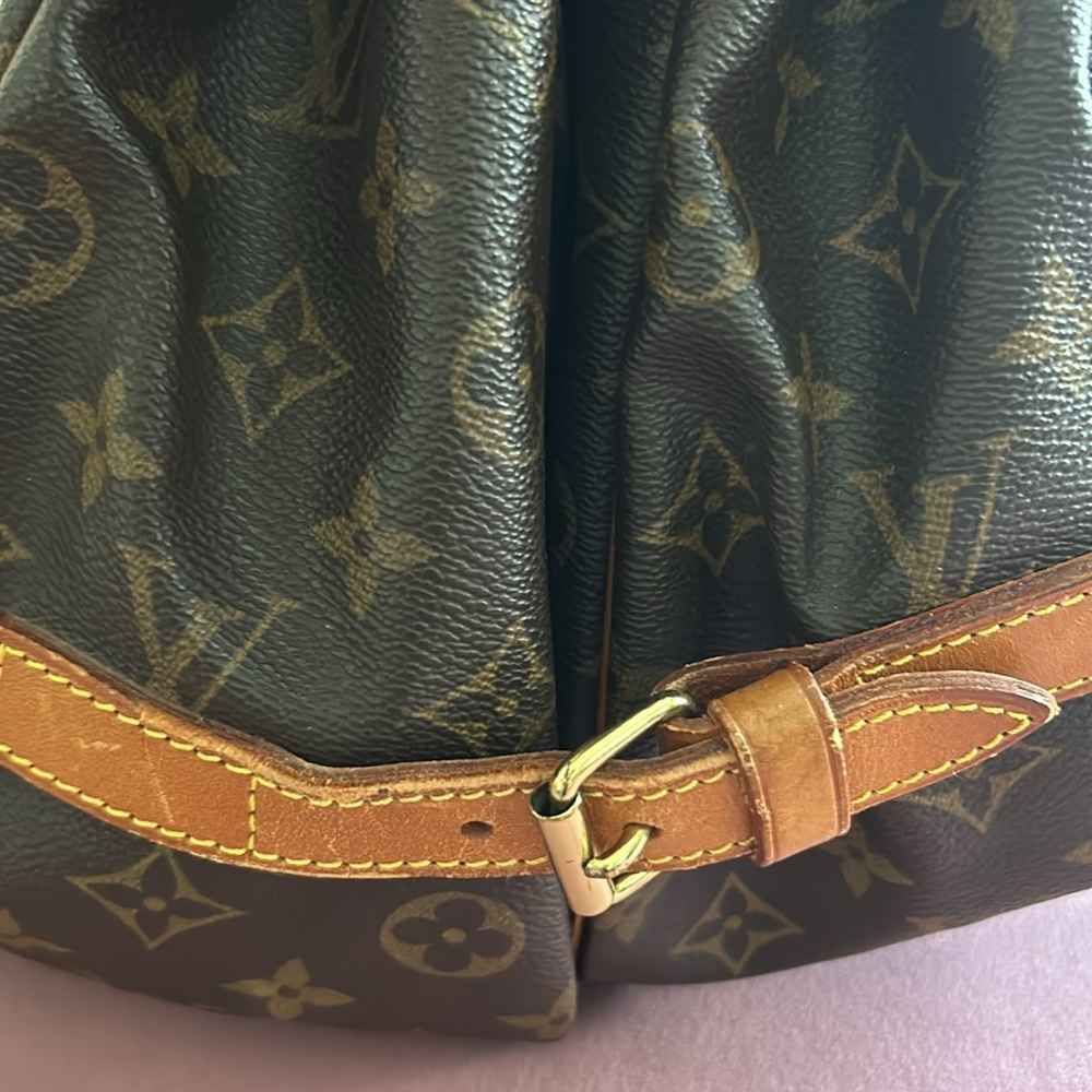 Louis Vuitton Monogram Canvas Crossbody Bag in Brown and Natural Vachetta - Picture 5 of 6